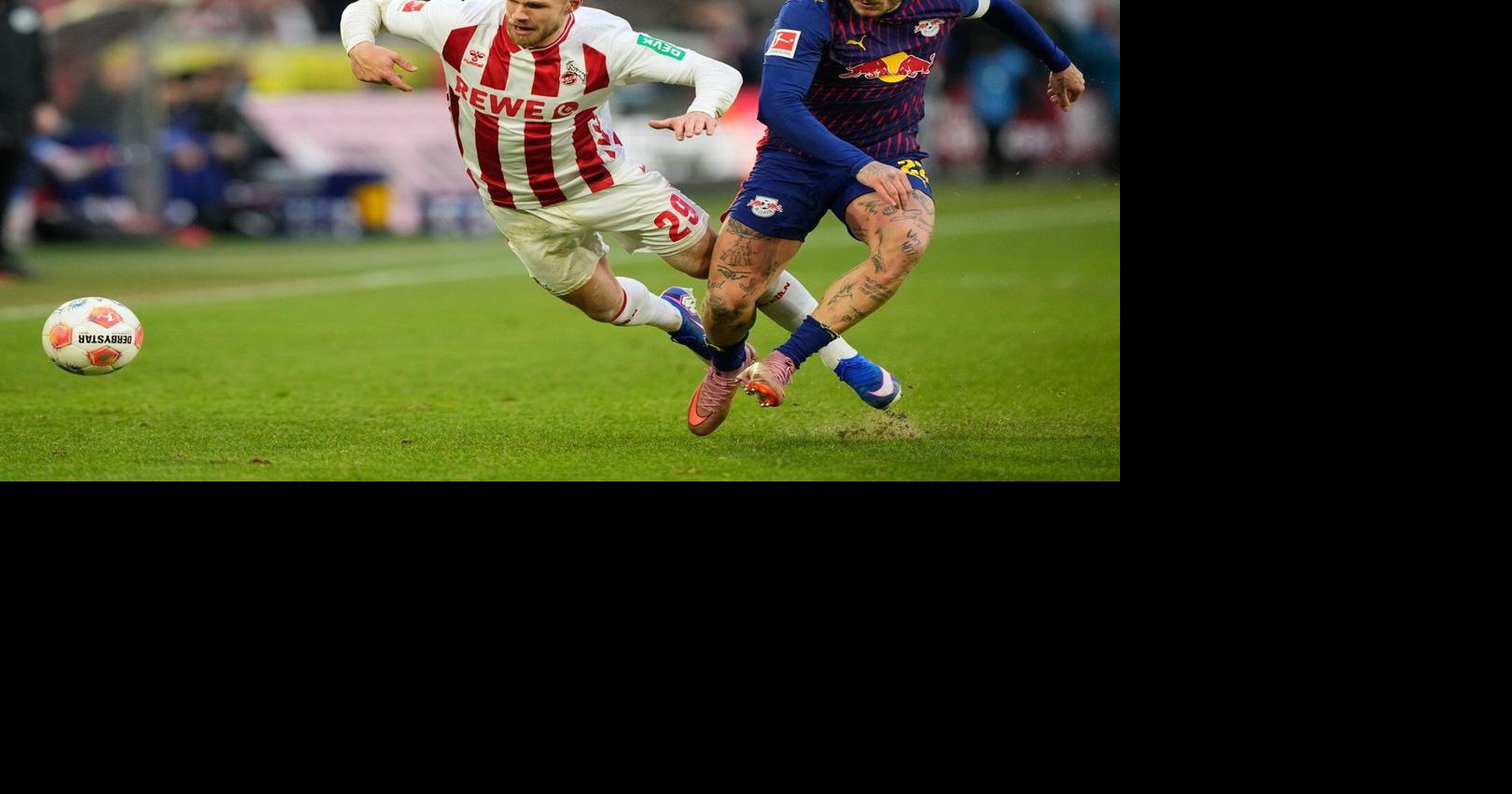 Kane scores 2 and Díaz gets a hat trick as Bayern routs 10-man Hoffenheim 5-1 in Bundesliga