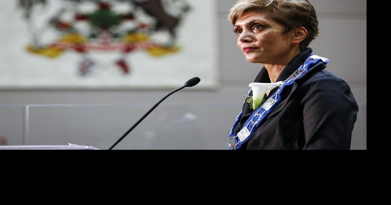 Facing loss of Alberta funding, halt of planned Calgary Green Line