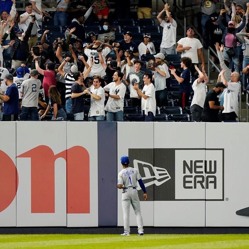 Sánchez, Voit lift Yankees over Royals 6-5 in thriller