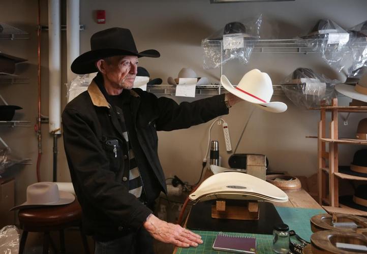 Chapeau cowboy blanc avec diadème - Fiesta Republic