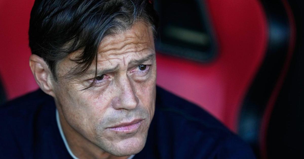 Sevilla despide al entrenador argentino Matías Almeyda después de la derrota ante Valencia en la liga española.