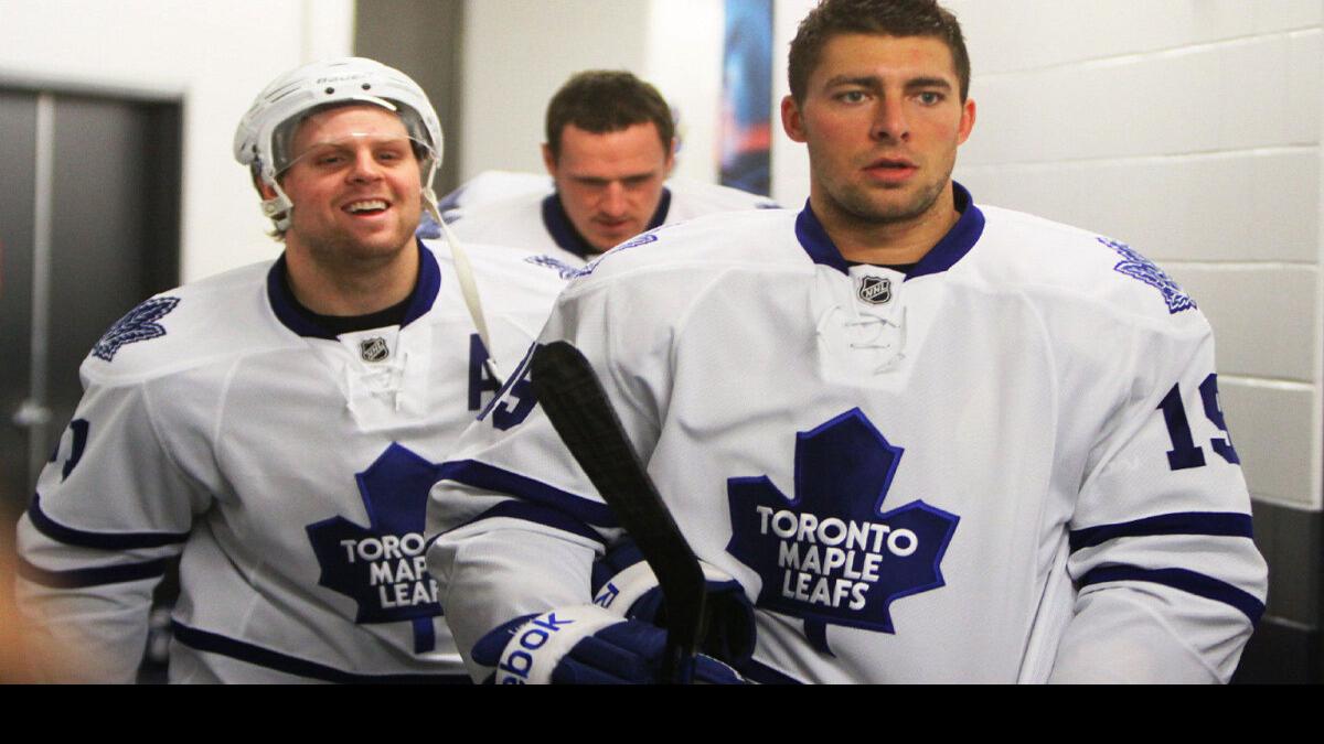 Author of salacious tweet about Toronto Maple Leafs players and Elisha  Cuthbert issues apology
