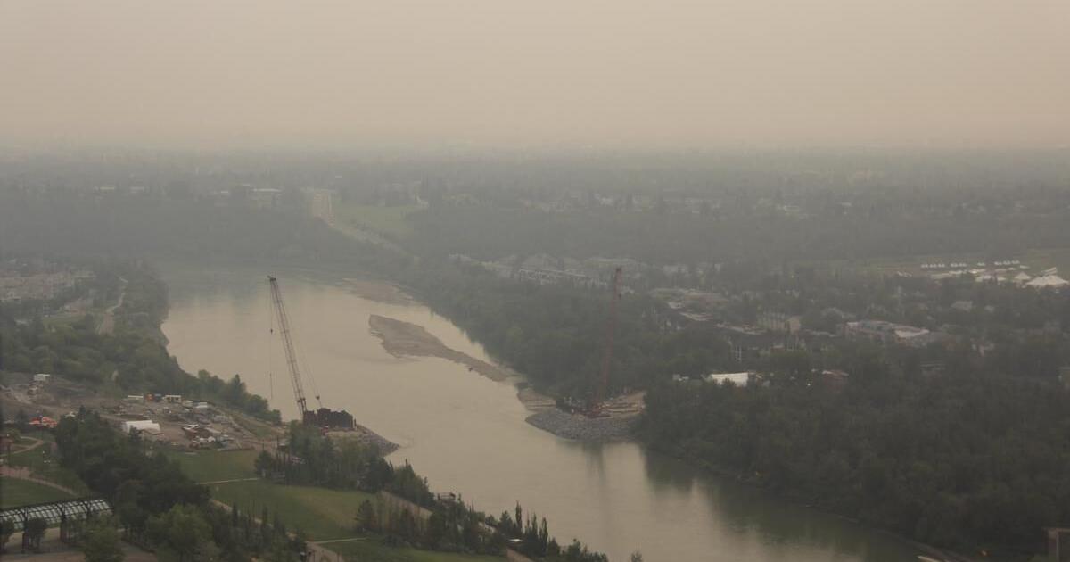 Reduced air quality alert and heat warning issued for Edmonton