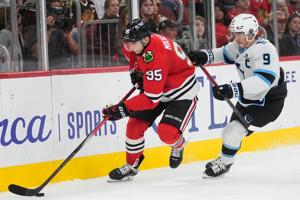 Burakovsky scores as Chicago beats the Utah Mammoth 3-1 for Blashill's first win with the Blackhawks
