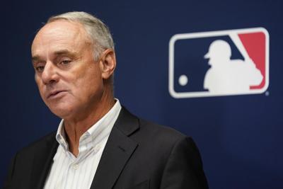MLB commissioner Rob Manfred apologizes for referring to World