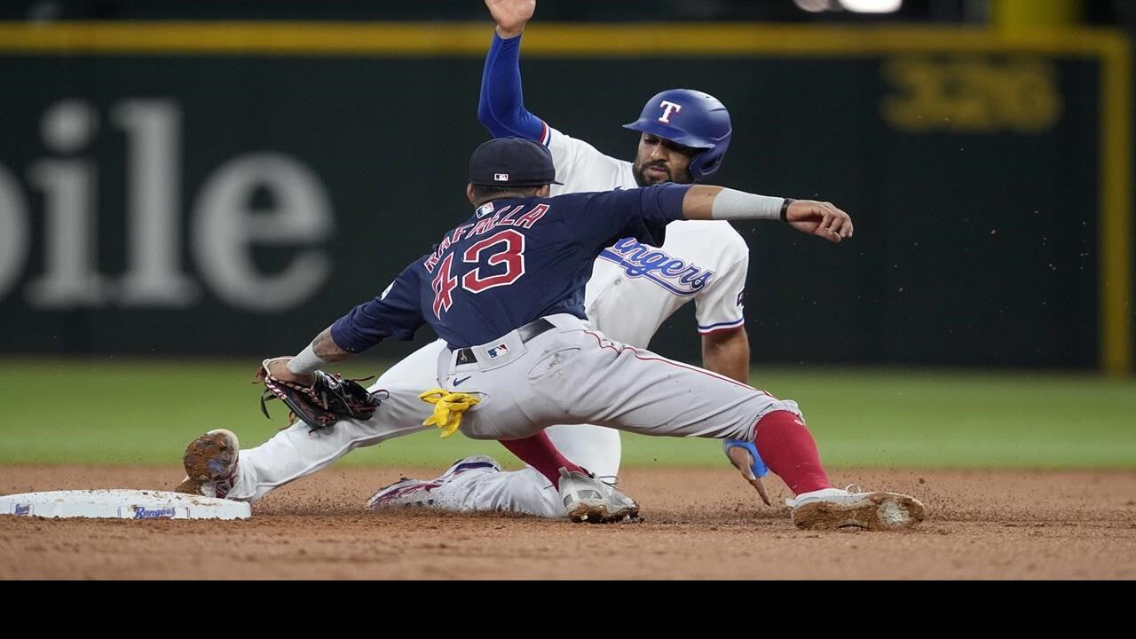 Heim homers a night after controversial play at the plate, the Rangers beat  the White Sox 6-3