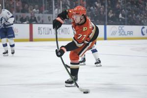 Vatrano has 2 goals and an assist after signing contract extension, leading Ducks past Lightning 4-1