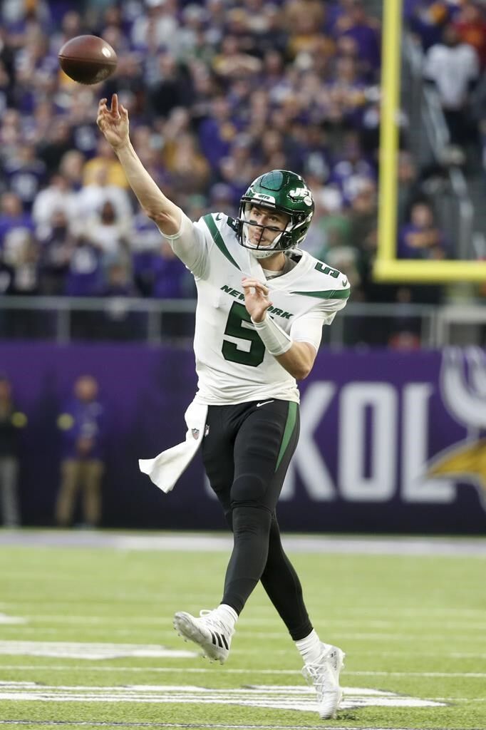 Vikings Hang On, Again, for 27-22 Victory Over White, Jets – NBC New York