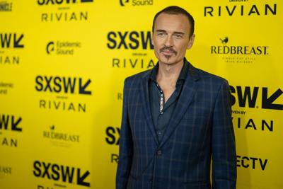 Julian McMahon.JPG