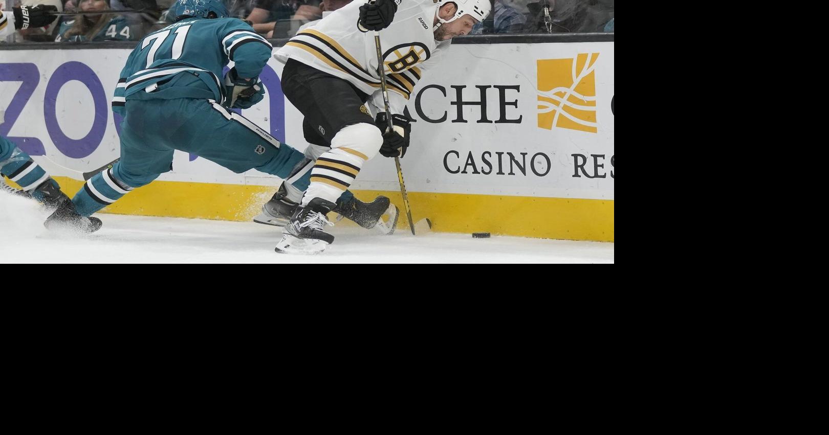 Blues sign forward Milan Lucic to professional tryout after year away from NHL