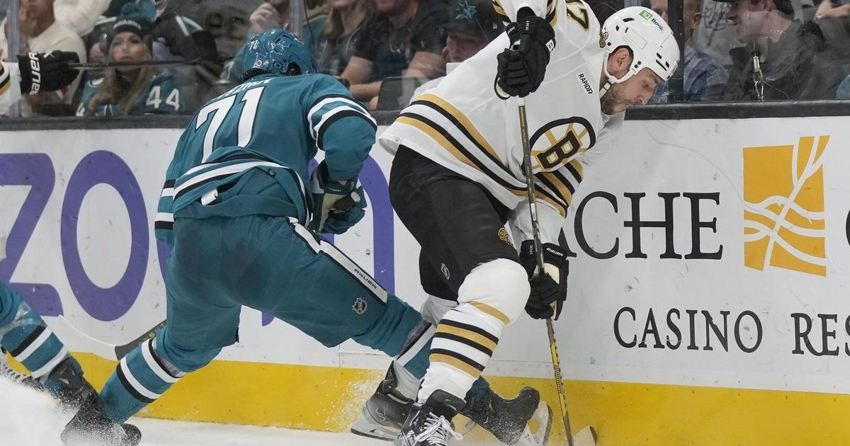 Blues sign forward Milan Lucic to professional tryout after year away from NHL