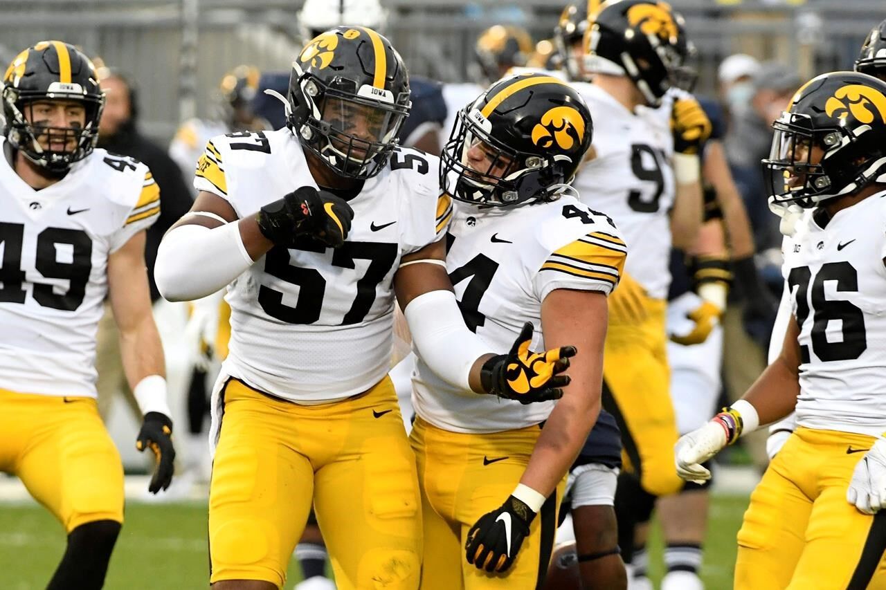 No. 17 Iowa, Missouri Renew Rare Rivalry In Music City Bowl