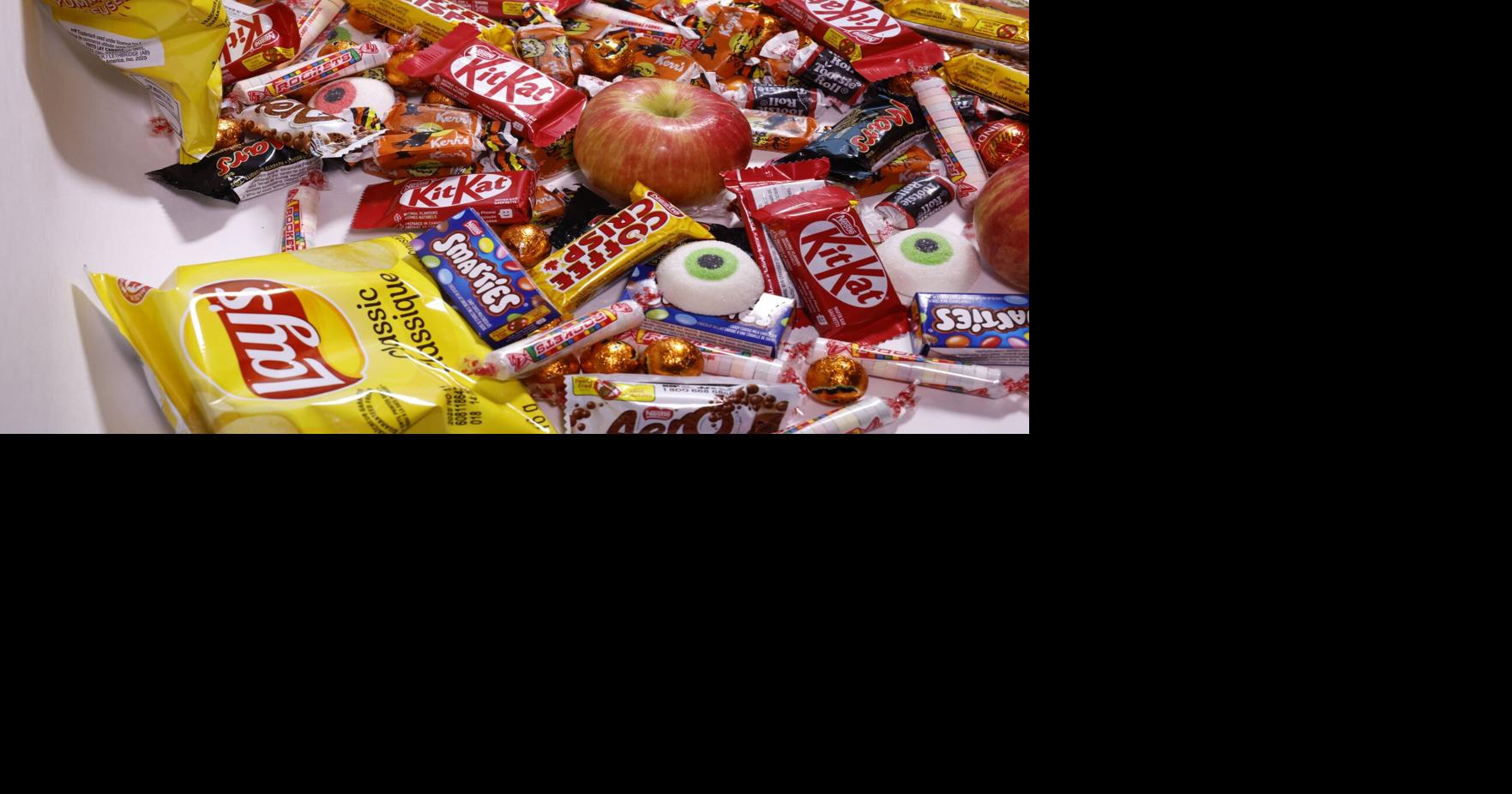 Opinion | Give the kids candy — healthy snacks should be banned this Halloween - Toronto Star