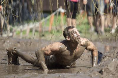 Things get messy during Israel's annual mud run