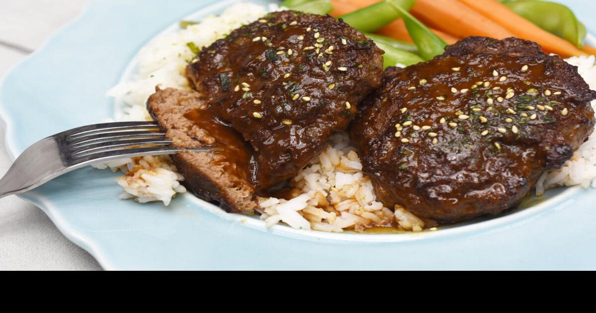 How to make hambagu, easy Japanesestyle hamburgers