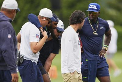 Seahawks RB Kenny McIntosh placed on injured reserve with torn ACL
