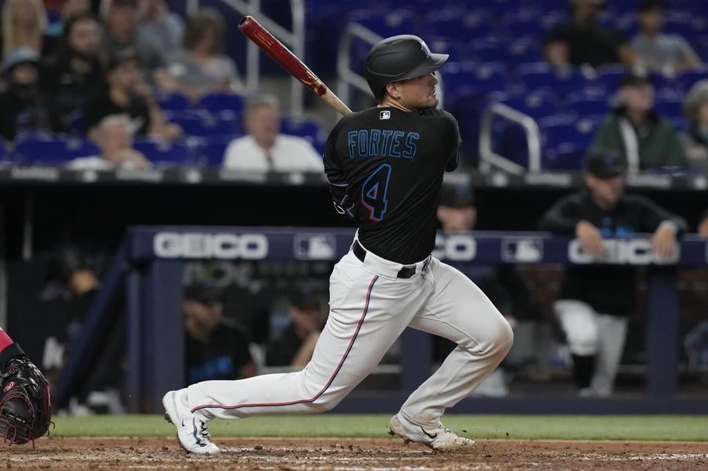 Marlins' Eury Pérez allows 2 runs, strikes out 7 in debut: 20-year-old's  stuff lives up to the hype - The Athletic