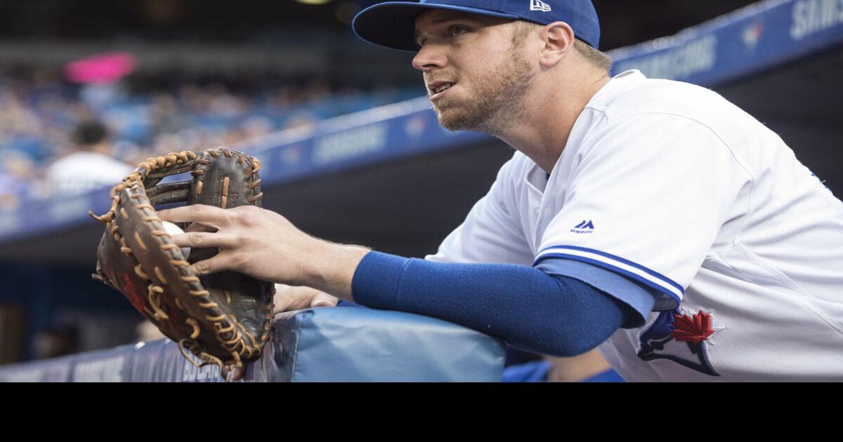 No more swinging for the fences: Toronto Blue Jays' Justin Smoak takes new  mental approach, mechanics into season