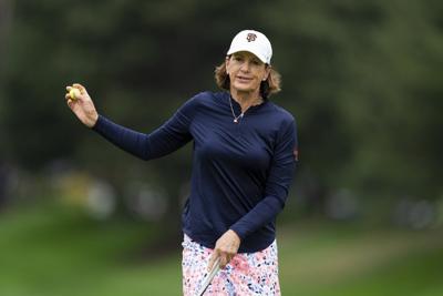 Juli Inkster wanted a tune-up for Senior Open. She nearly set an LPGA record