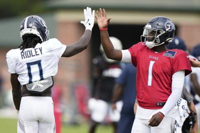 Ridley's TD catch in return to Atlanta is rare highlight for Titans in joint practice with Falcons