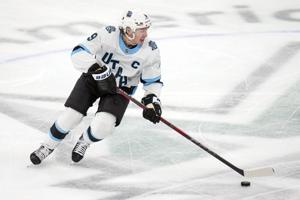 Guenther scores late in overtime to lift Utah past Blue Jackets 3-2