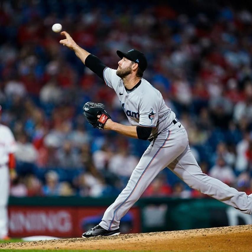 Jesús Aguilar homers to lift Marlins to victory