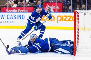 Maple Leafs say goaltender Stolarz to undergo knee surgery, will be out 4-6 weeks