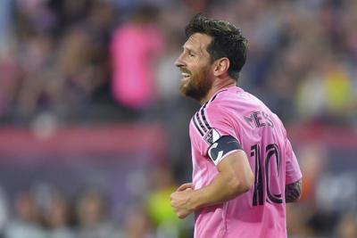 Lionel Messi has MLS-record 4th straight multi-goal game as Inter Miami beats New England 2-1