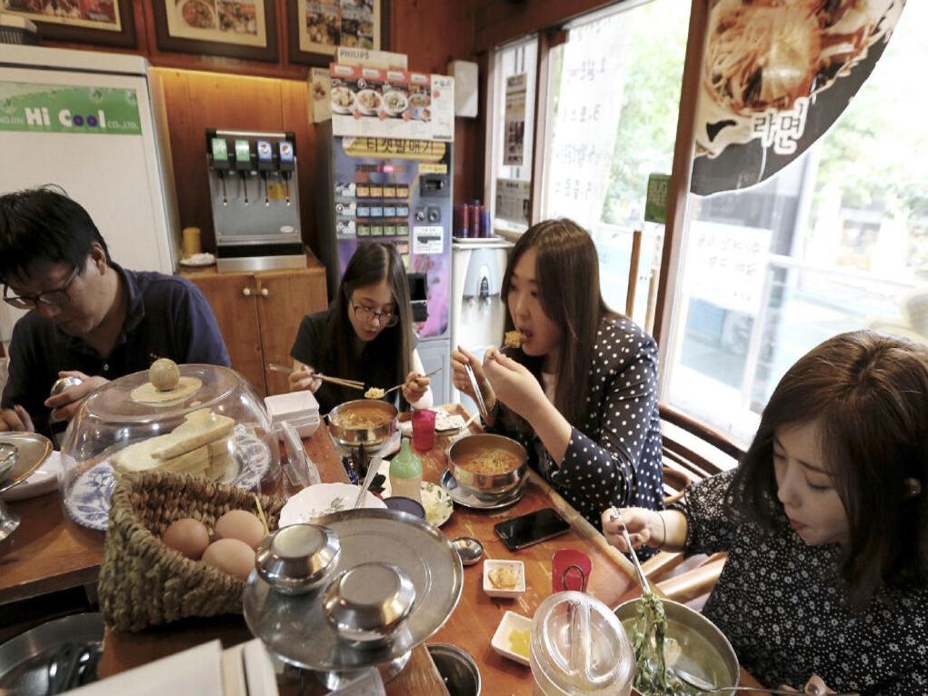 Why Do Koreans Use a Special Pot Only for Ramen?  Beware! Secret Method  May Destroy Health 