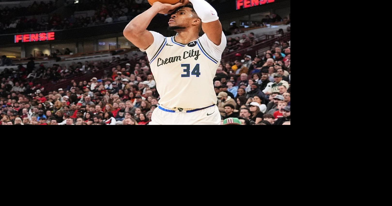 Antetokounmpo scores 29 points in his return as Bucks snap Bulls’ 5-game winning streak