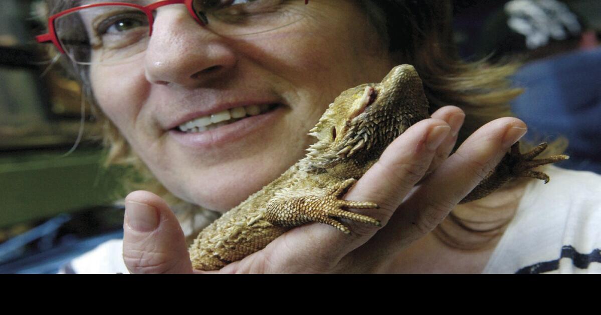 Oshawa exotic pet shop closes after bylaw fight