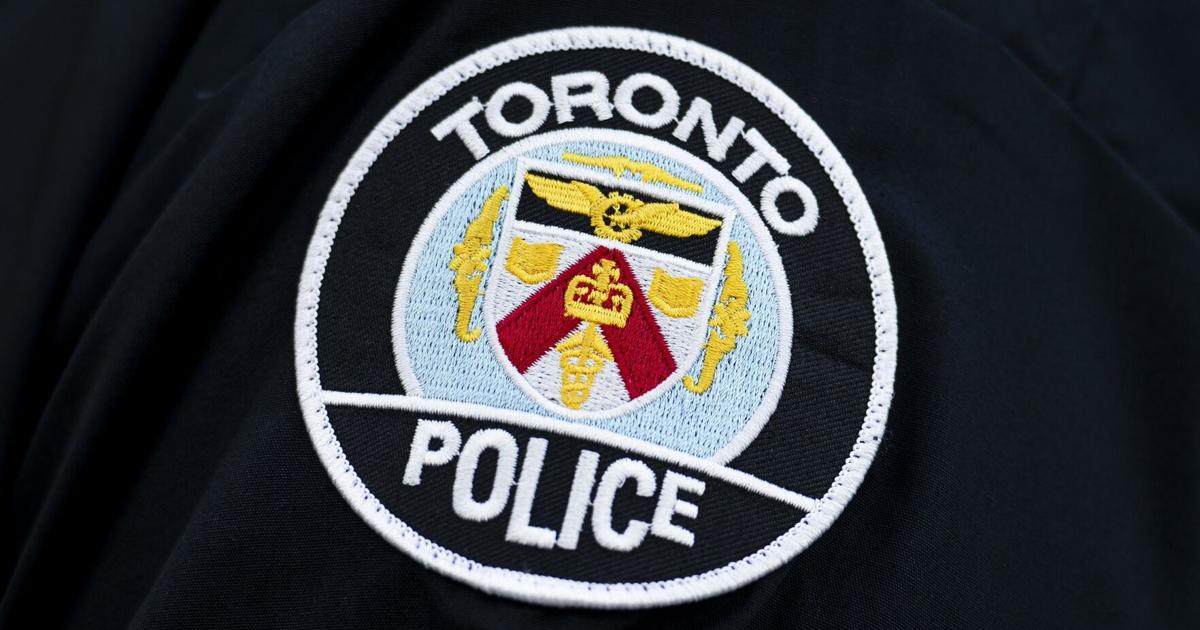 Pedestrian dead in early morning collision - Toronto Star