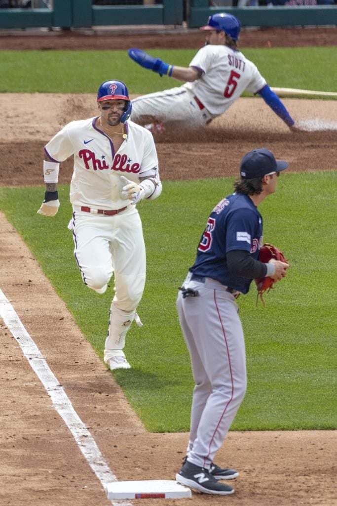 Kyle Schwarber's 465-foot leadoff homer starts Phillies off with a boom in  San Diego - The Boston Globe