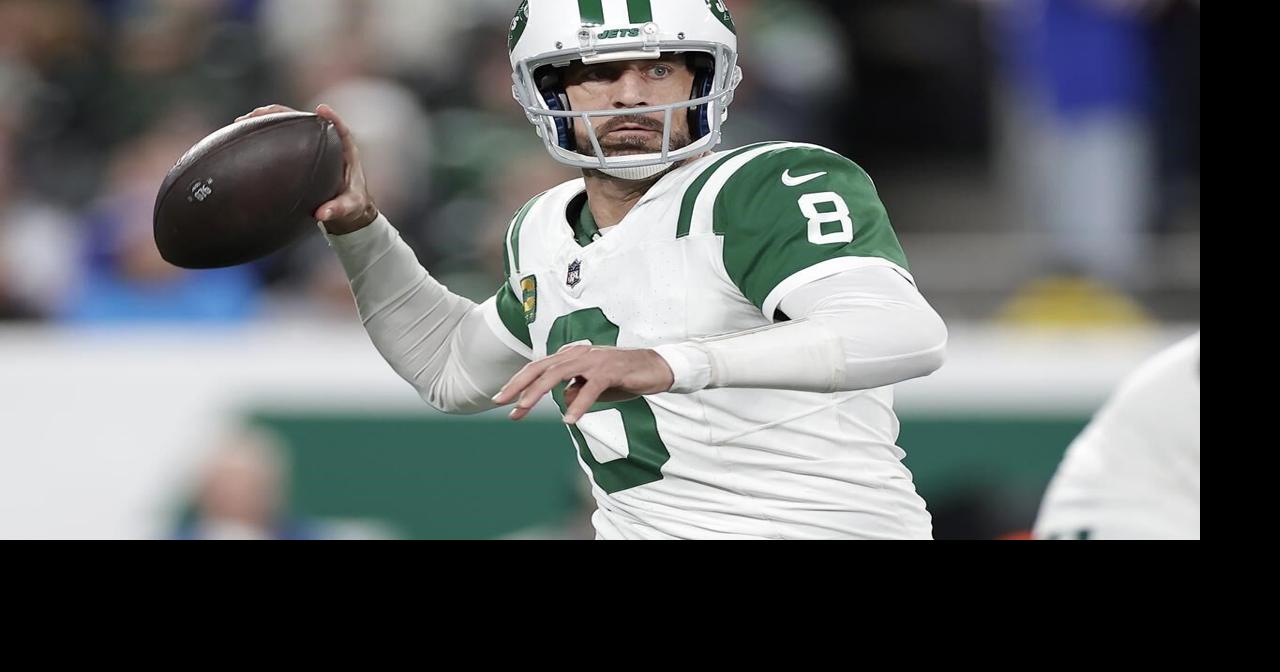 The arrival of Davante Adams and the return of Russell Wilson adds