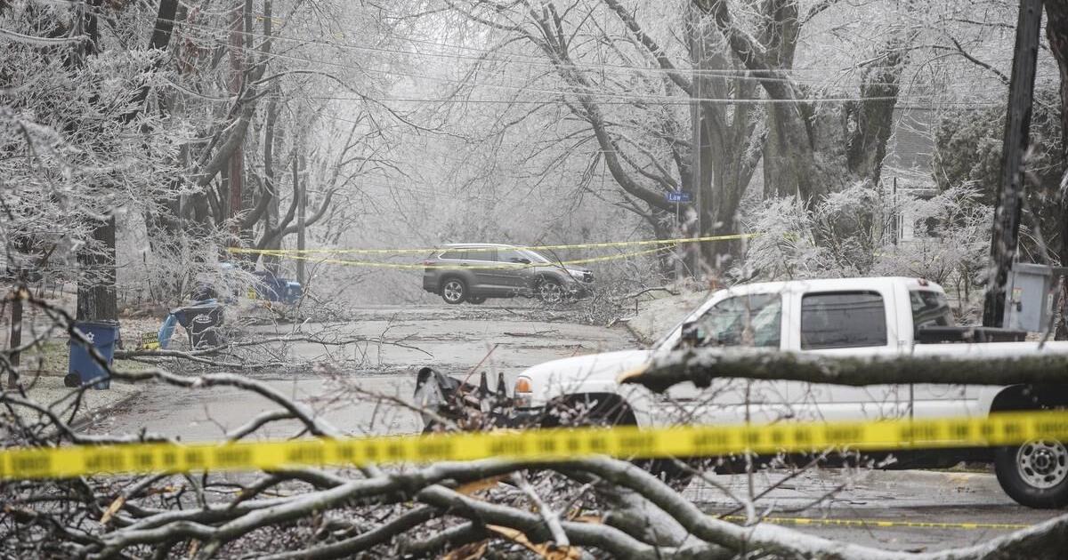 400K in Michigan remain without electricity after historic storm