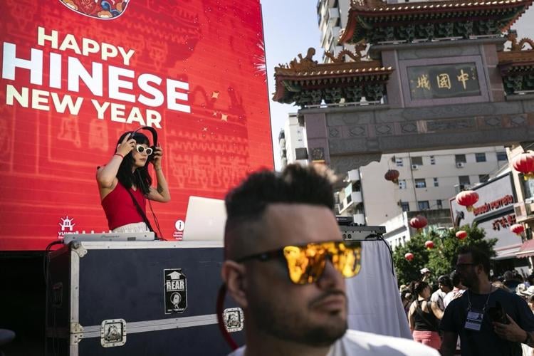how is chinese new year celebrated in chicago