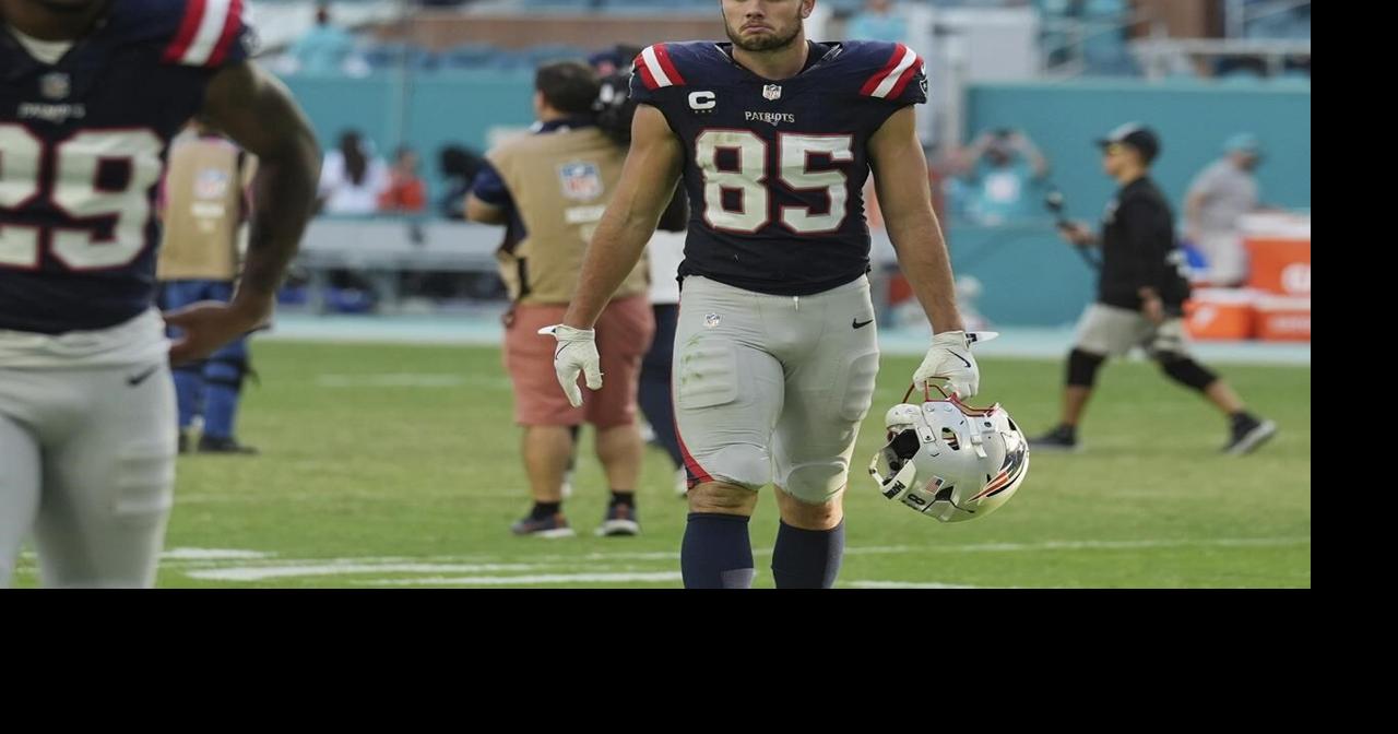 Patriots heading back to the film room after their latest lopsided loss