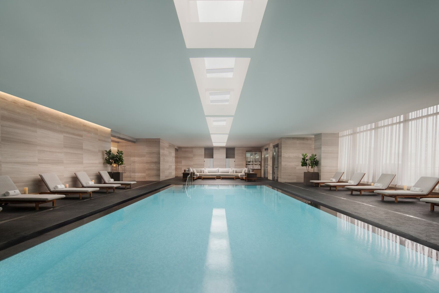 Best hotel pools in Toronto: Day pass guide