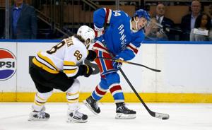 Forward David Pastrnak becomes 6th Bruins player to reach 900 career points