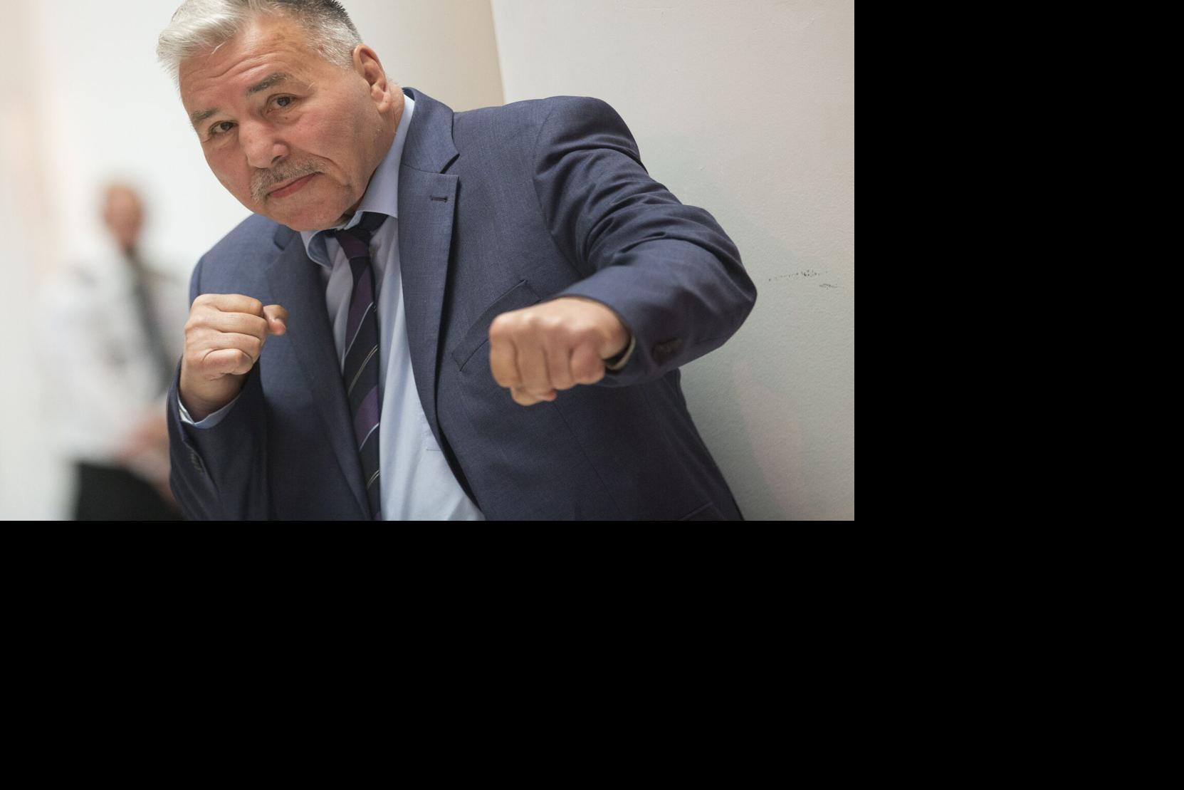 Canadian boxing legend George Chuvalo dies at 89