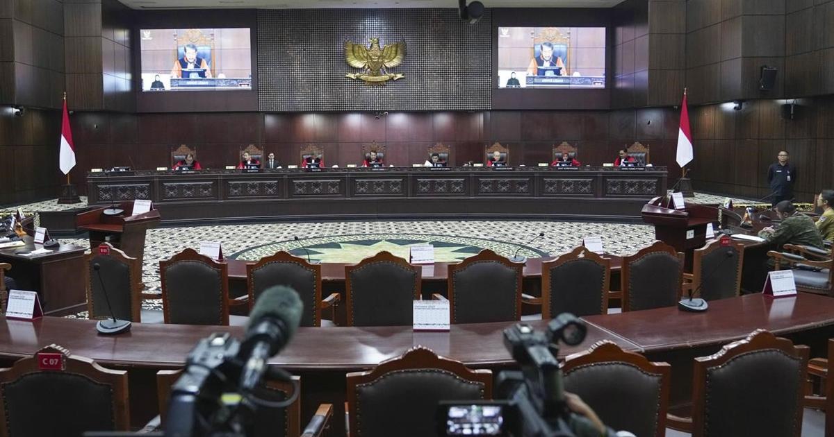 Indonesia top court rejects presidential age limit, clearing legal path for 72-year-old frontrunner