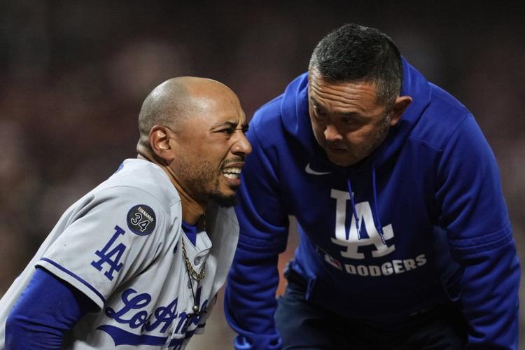 Slumping Dodgers shortstop Mookie Betts benched against Brewers