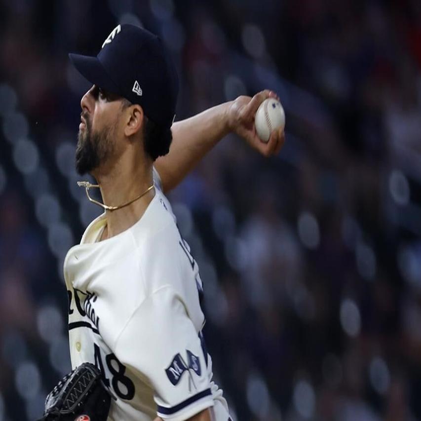 Yankees swap relief pitchers in trade with Mets