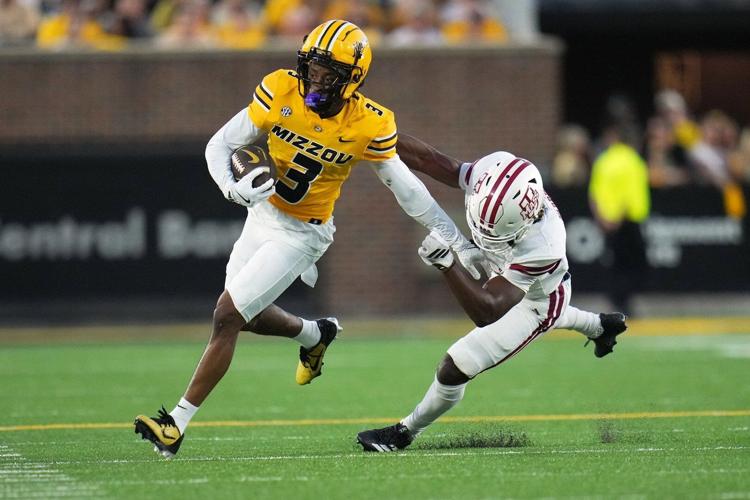 Pribula completes Missouri record 21 straight passes No 20 Tigers