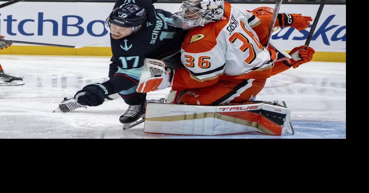 Gibson stops 42 shots as the Ducks beat the Kraken 5-2