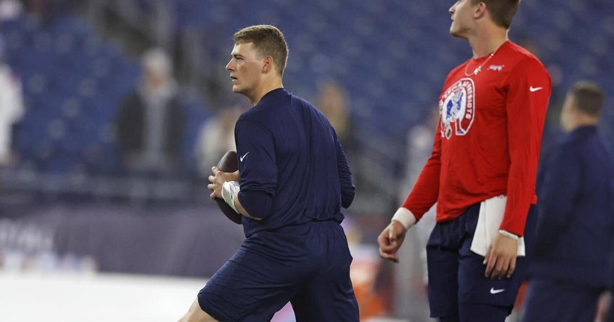 Jones starts for Patriots but quickly gives way to Zappe