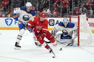 Patrick Kane re-signs with the Detroit Red Wings on a 1-year deal