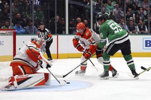 Leason has goal and 2 assists as Ducks beat Stars 4-2 for first winning streak of season
