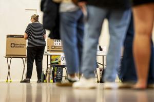 French-only Quebec election voter guides prompted 160 complaints over five days