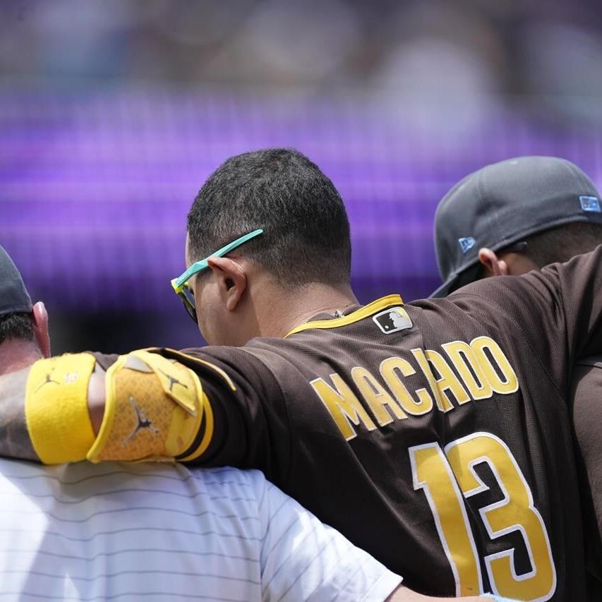 Padres star Machado sprains left ankle in tumble at 1st base –